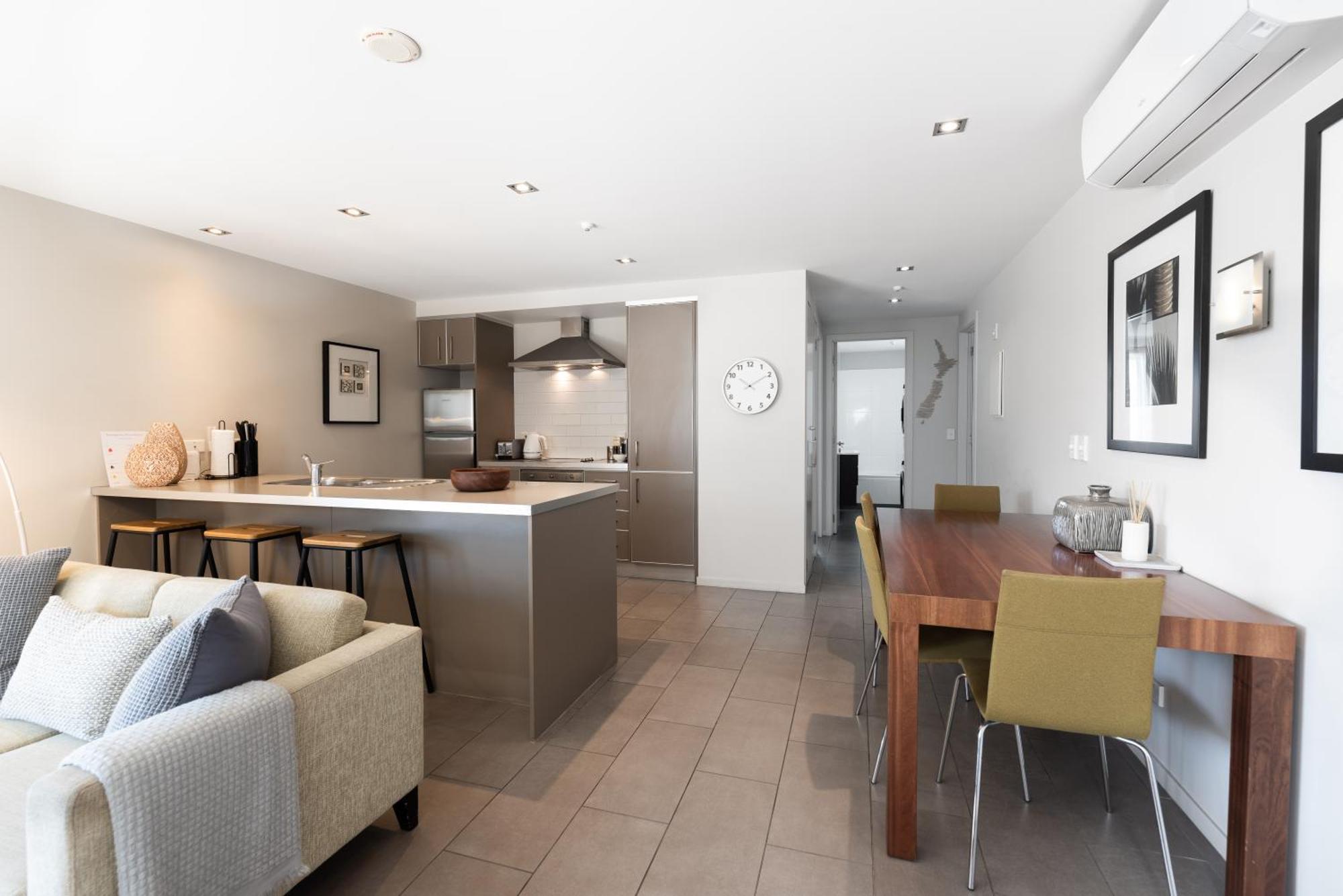 Paihia 2 Bedroom Apartment With Pool Esterno foto